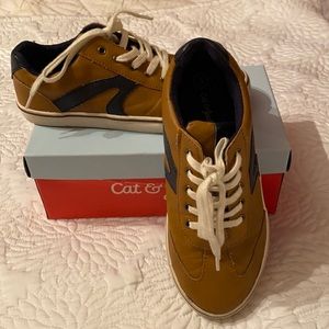 Little boys size 3 Cat & Jack sneakers, great condition
